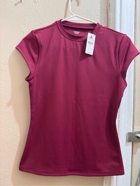 Express Short Sleeve Crewneck Top in Berry Red